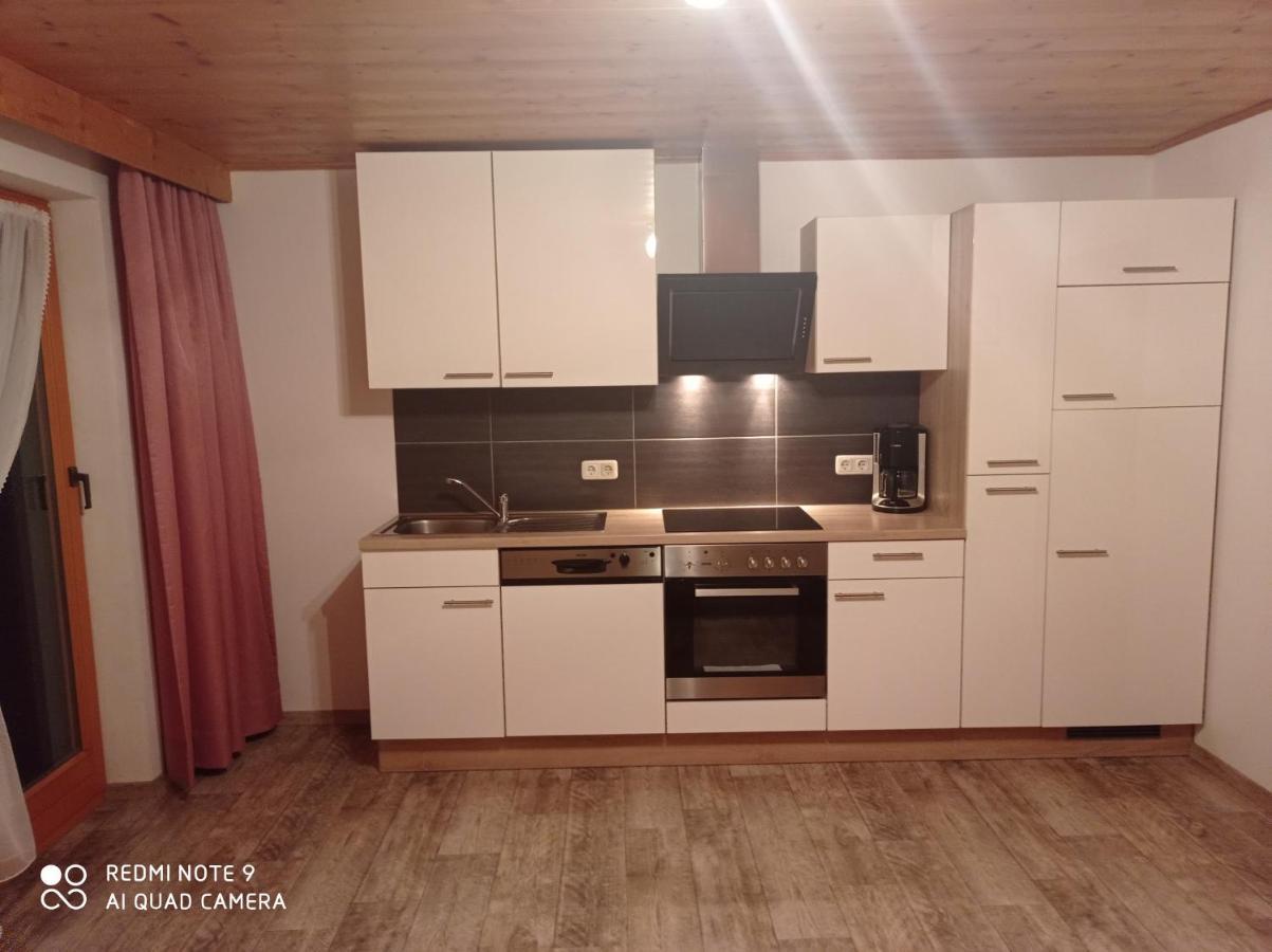 Haus Sonnenschein Apartment Holzgau Bagian luar foto